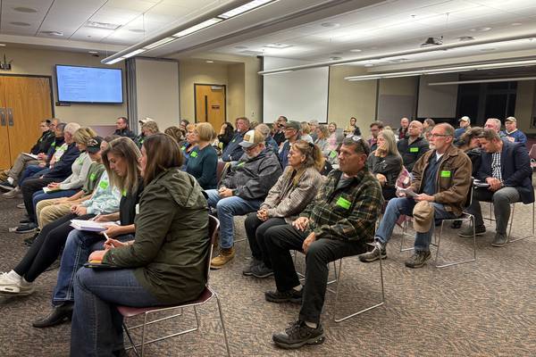 Opponents of solar farm near Johnsburg pack McHenry County Board meeting