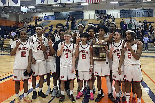 Bolingbrook’s balance leads Raiders to Class 4A Oswego Regional title with win over Plainfield East