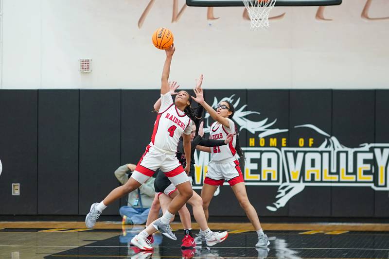 Bolingbrook's Sydney Dodd (4) steals a pass against Yorkville during a Class 4A Metea Valley Regional final basketball game at Metea Valley High School in Aurora on Friday, Feb. 21, 2025.