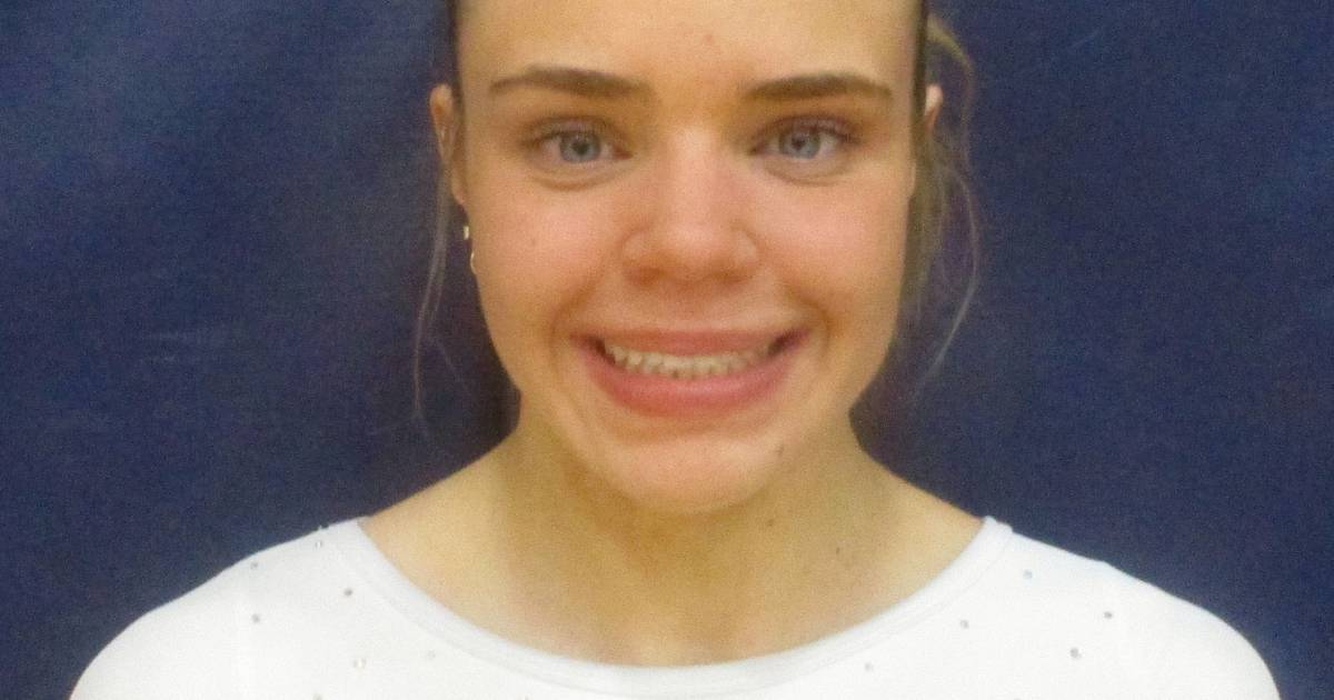 Lake Park girls gymnastics team wins sectional, earns 3rd state trip in last 4 years