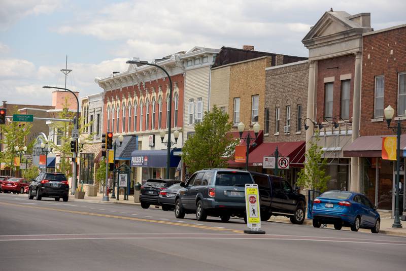 Historic downtown Sycamore along Route 64 in Sycamore, IL