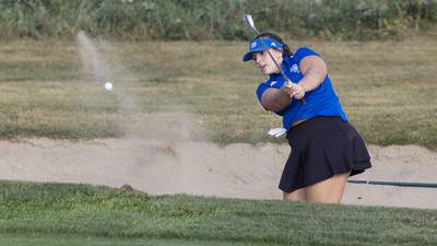 Photos: Golfers compete at Emerald Hill