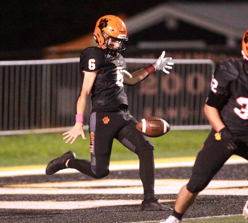 Photos: Wheaton Warrenville South vs Batavia in Week 8 football Shaw