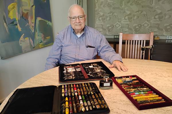 Geneva man’s 1,500 fountain pens leads to Chicago Pen Show