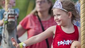 Petunia Festival opens with carnival, live acts