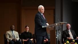 Pence enlivens ONU students at chapel