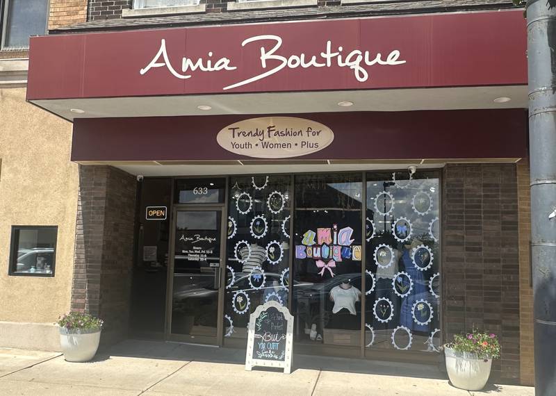An exterior view of the Amia Boutique store on Friday, May 23, 2025 downtown La Salle. The store announced that it will be permanently closing.