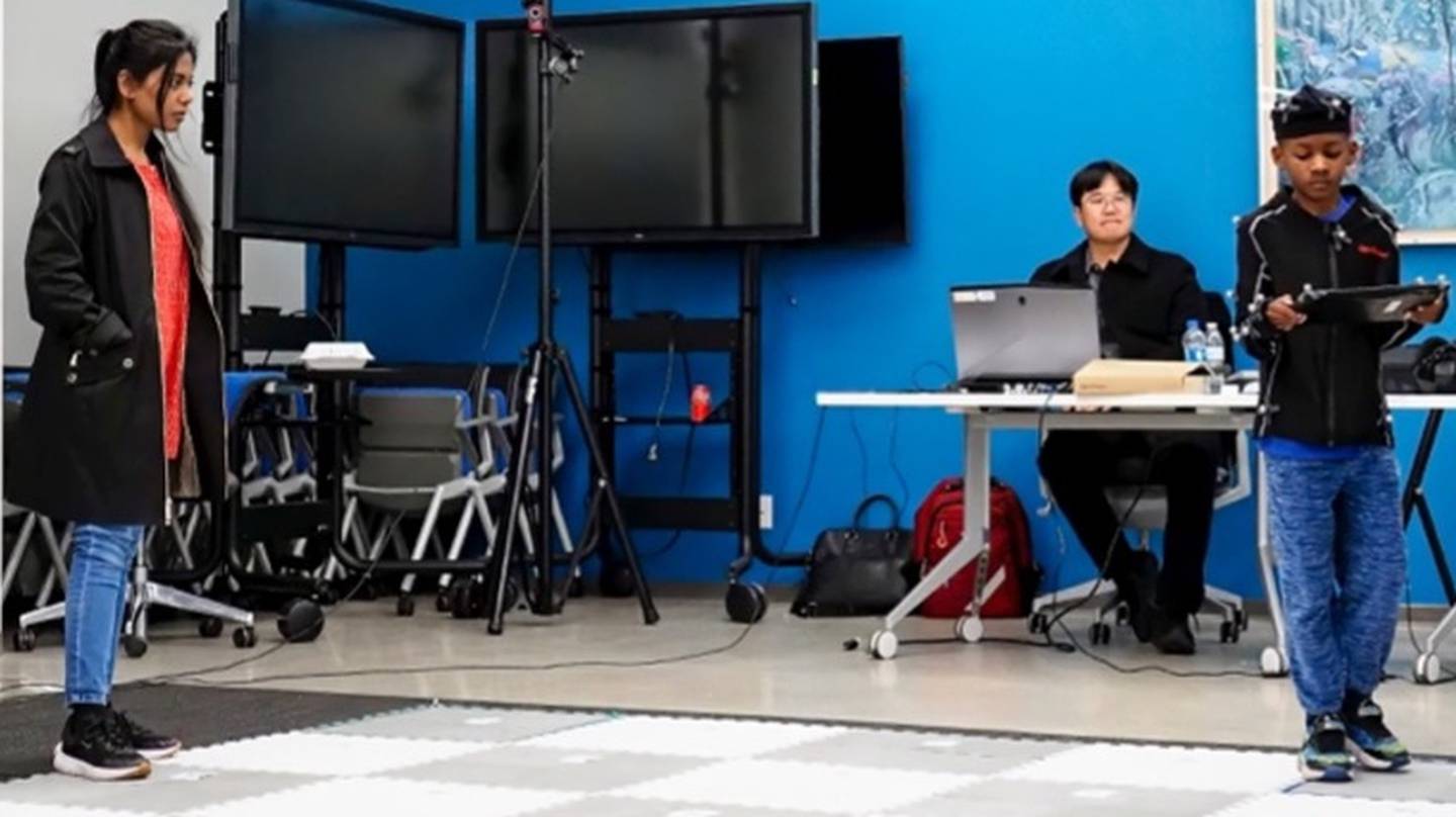 The 71 North Partnership Studio offers space to showcase the educational potential of VR and video game technologies.