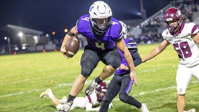 Dixon’s Landon Knigge, nearing return from knee injury, leads team with big hopes off quarterfinal appearance