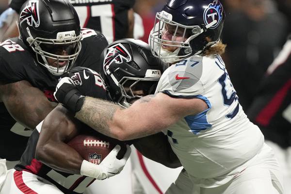 Chicago Bears reportedly add defensive tackle James Lynch
