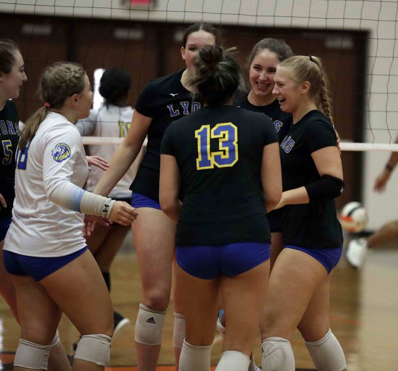 Photos 15th annual Wheaton Classic volleyball tournament Shaw Local