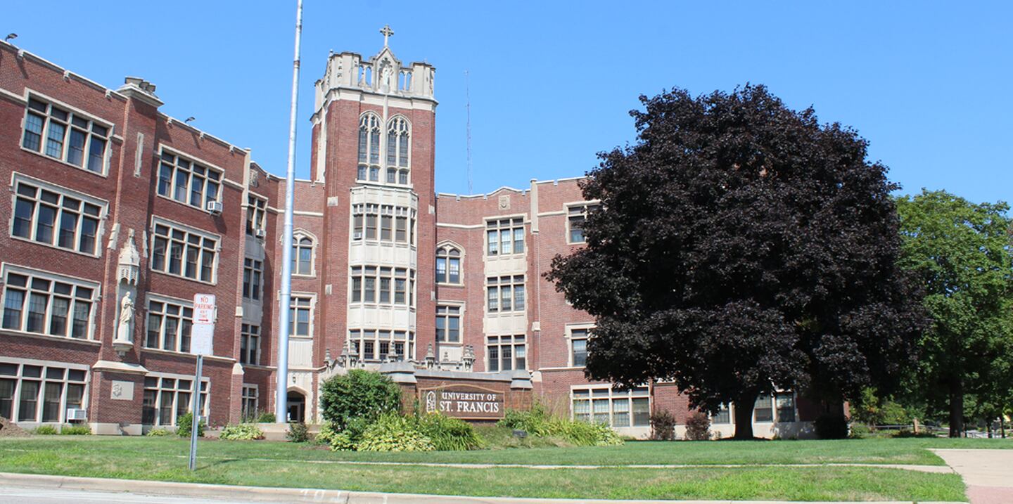 Mathematics students from the University of St. Francis will have the chance to team up with their peers from Dominican University to participate in a unique learning opportunity as part of the Mathematical Association of America’s Preparation for Industrial Careers in Mathematics program.