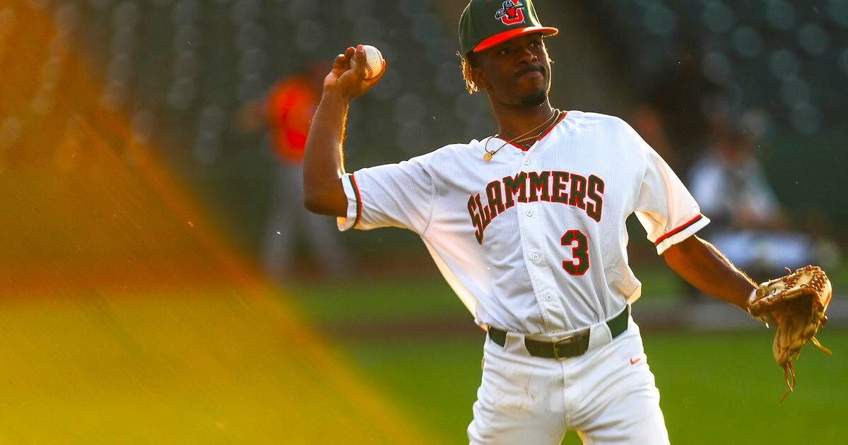 Photos The Joliet Slammers first home series of the season Shaw Local