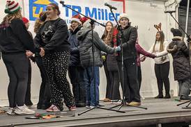 Photos: Oswego Christmas Walk