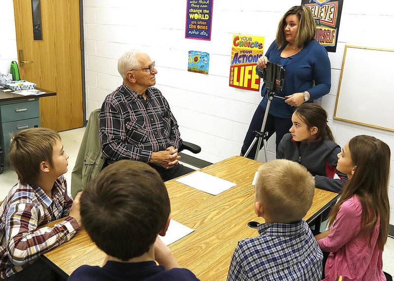 AldenHebron Elementary School students finish veterans service project