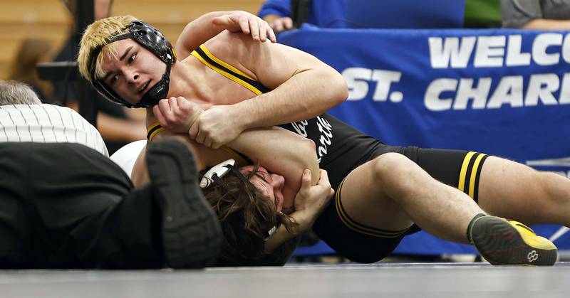 Glenbard North's Julian Holland wrestles St. Charles East's Rocco Lobrillo at 190-lbs at the 2025 DuKane Boys Varsity Tournament Saturday, Jan. 25, 2025 in St. Charles.