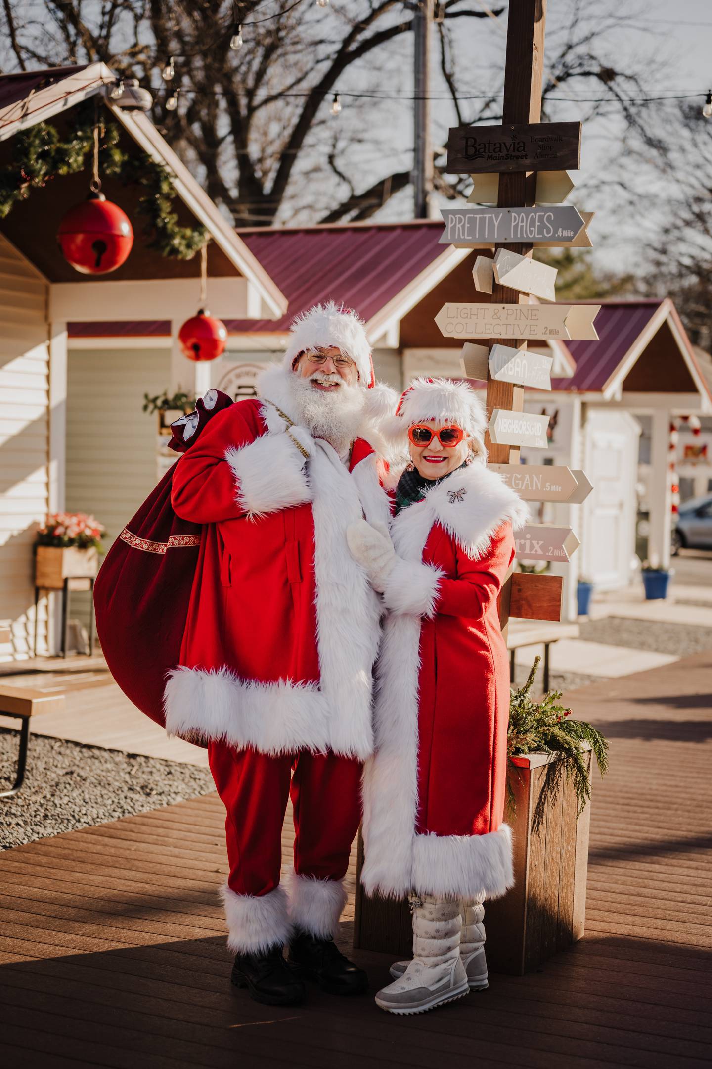 Don’t miss Sundays with Santa at the Batavia Boardwalk Shops, Nov. 30 through Dec. 21, from noon–2 p.m.
