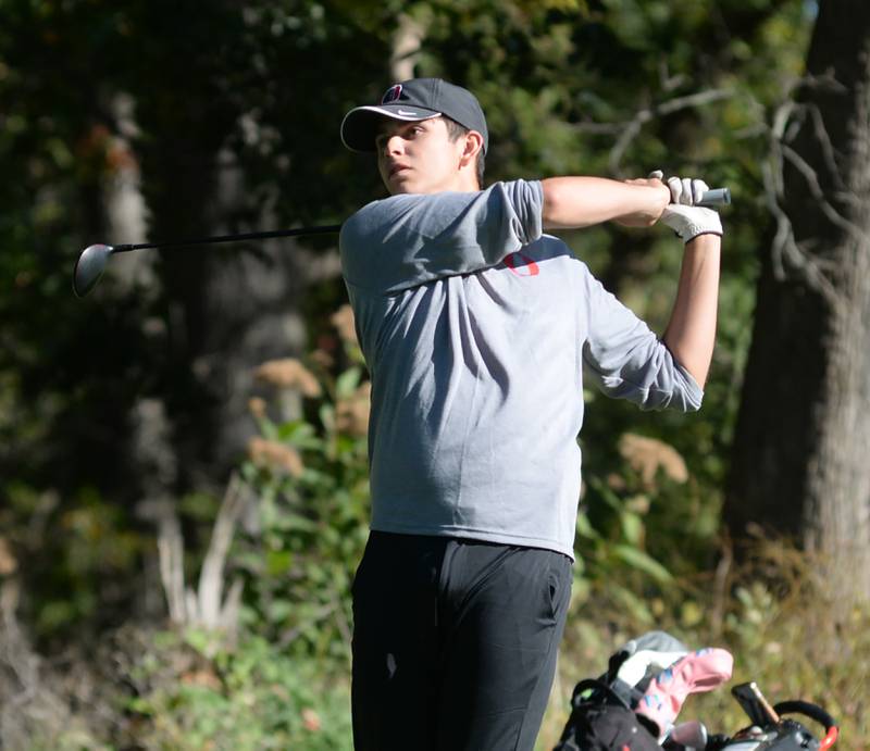 Oregon's Nole Campos watches his drive at the 1A Lanark Regional at Lake Carroll Golf Course on Wednesday, Oct. 2, 2024.
