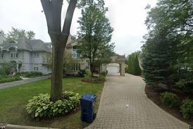 Five-bedroom house in Hinsdale sells for $1.56 million