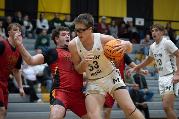 Bishop McNamara, Herscher win nail-biters at Herscher Thanksgiving Tournament
