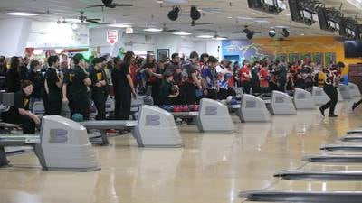 Photos: Regional boys bowling in Peru