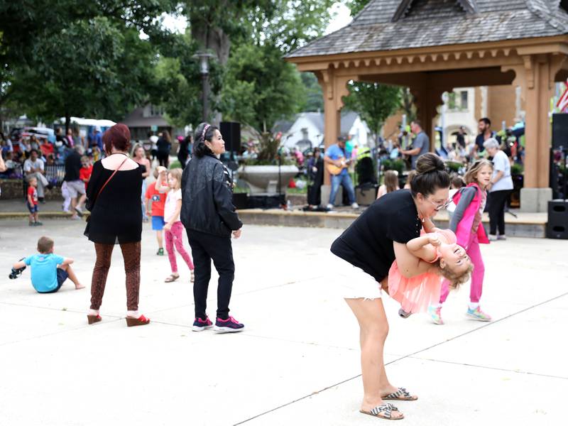 Photos St. Charles Park District's Concert in the Park features True
