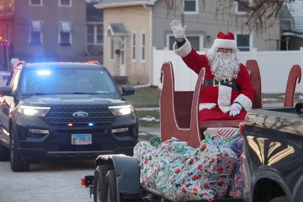 Photos: Santa delivers gifts to 120 children through Blue and Red Christmas for Kids in Peru