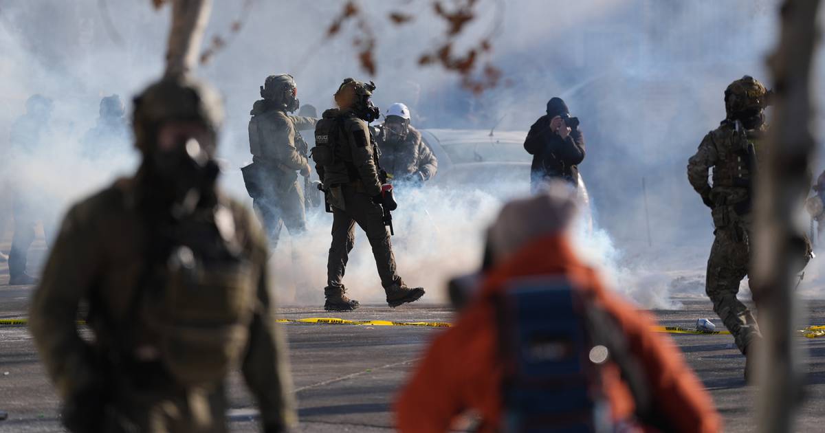 The man killed by a federal officer in Minneapolis was an ICU nurse born in Illinois, family says