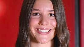 Henry pulls out 3-set victory over El Paso-Gridley: Monday’s NewsTribune roundup