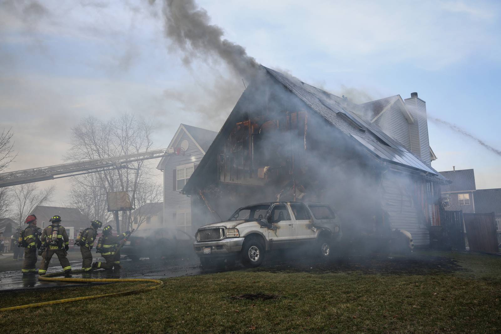 Crystal Lake fire causes second floor of garage to collapse – Shaw Local