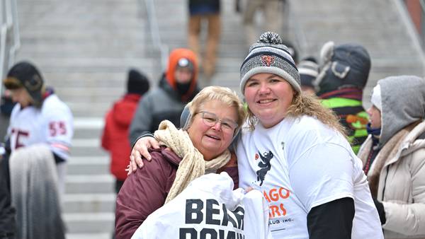 Two Advocate Health Care nurses honored at Bear Down Flag Ceremony