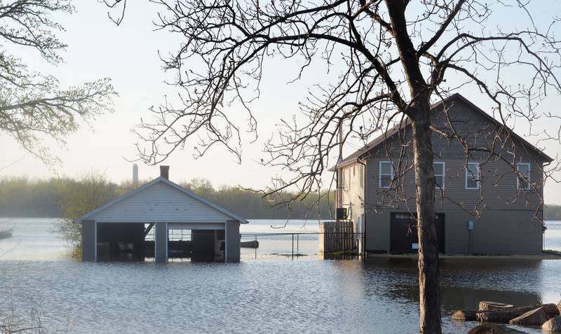 The Mississippi River flooded homes north of Albany and prompted a section of Route 84 to be closed.
