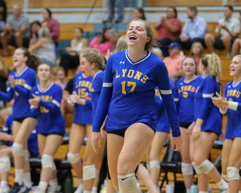 Photos Lyons vs. Willowbrook volleyball Shaw Local