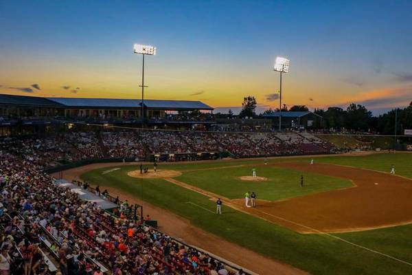 Kane County Cougars’ team bus burns down in Canada; girl, 15, charged with arson