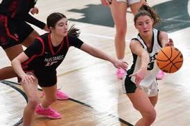 Lily Hubbuch’s defense sparks Glenbard West past Mundelein at Grow the Game Showcase
