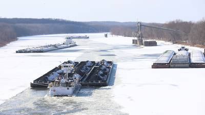 Photos: Illinois Valley rivers, lakes freeze over