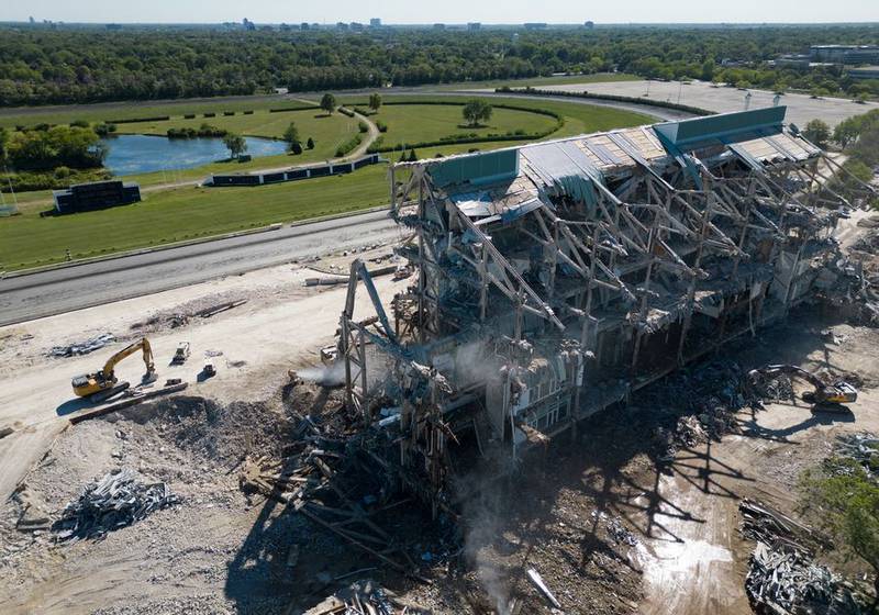 As demolition of the Arlington Park grandstand nears completion, elected officials at Arlington Heights village hall declared Tuesday that redevelopment of the old racetrack is their top priority.