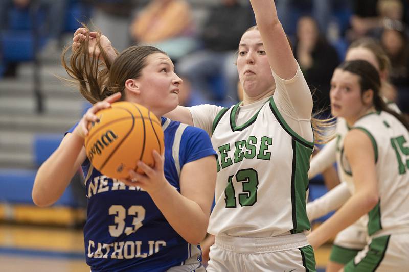 Newman’s Veronica Haley works against Wethersfield’s Jordan Nelson Thursday, Feb. 26, 2026, in the Class 1A sectional semifinal at Eastland.