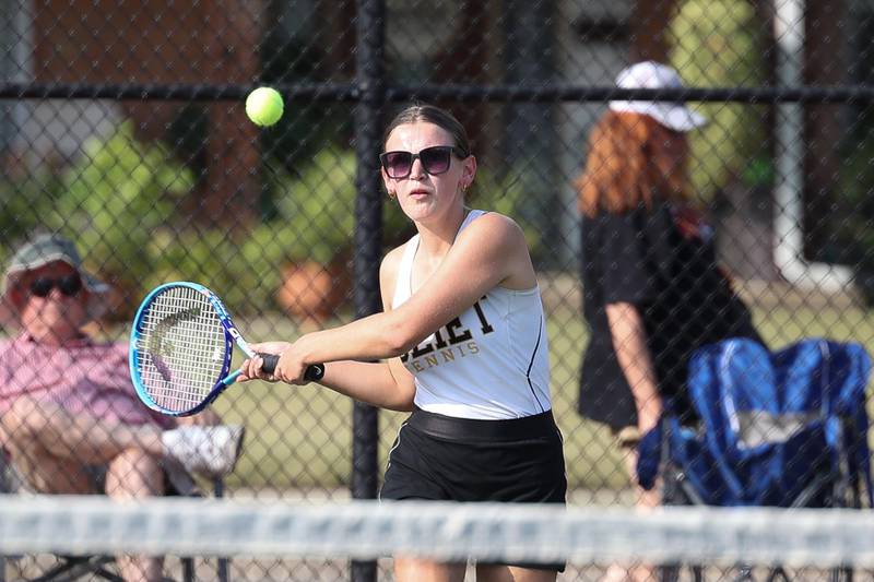 Joliet West’s Kimberly Alvarez-Alvarado returns a serve on Thursday, Sept. 4, 2024 in Joliet.