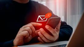 Illinois Department of Revenue warns of new tax refund text message scam