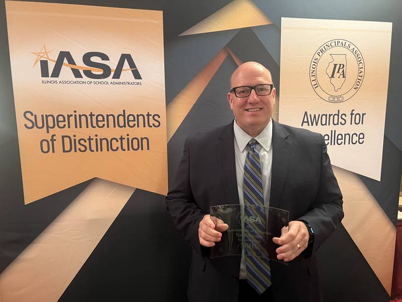 Tim Schurman, superintendent of the Chadwick-Milledgeville School District, has been named one of 21 Superintendents of Distinction across the state.