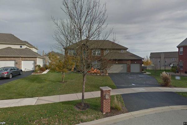 Single-family home sells in Plainfield for $620,000