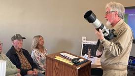 DeKalb County wildlife photographer to chat about photo project