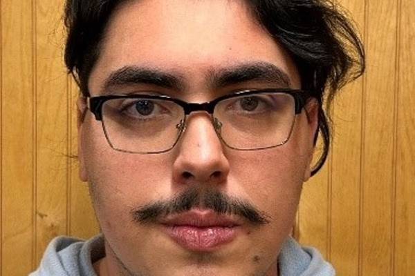 Crest Hill man charged with threatening to kill woman, burn mental health facility 
