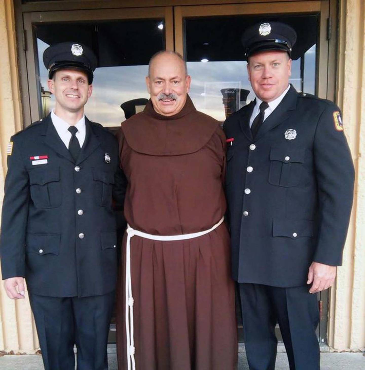 This former chaplain for first responders is now in remission and living at the St. John the Baptist Catholic Church friary in Joliet, a short distance from where he grew up. 

Arambasich's current ministry is working with young people ages 10 to 40, helping out with religious instruction and planning programs.

He will also host a retreat to Starved Rock in Oct. 5. And he's happy to be back in Joliet.

(Quincy Fire Department Firefighters Mick Christ (left) and Deon Baker (right) with Brother Ed Armabasich in the middle)