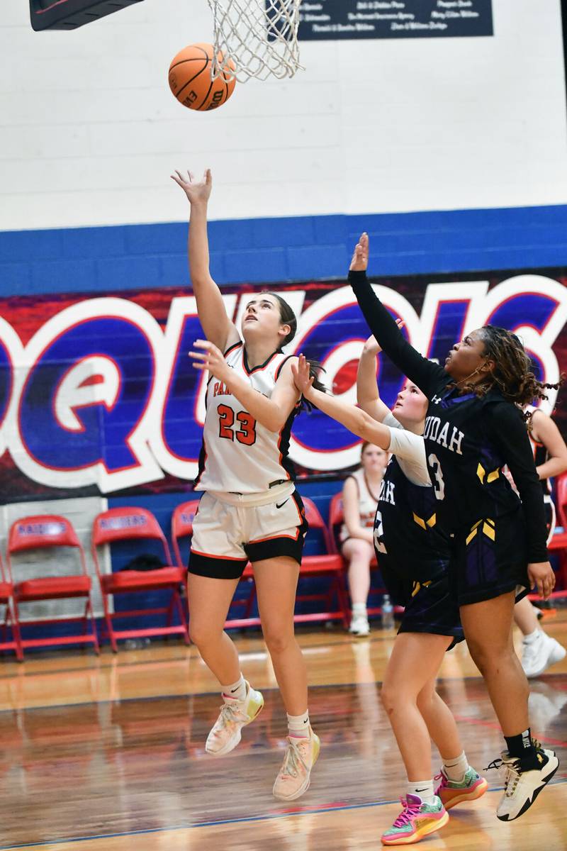 Gardner-South Wilmington’s Maddie Simms hits a layup past Judah Christian defenders Monday during the Panthers’ 44-23 victory in an Iroquois West Holiday Hoops Tournament winner’s bracket game. Simms outscored Judah Christian on her own with 25 points.