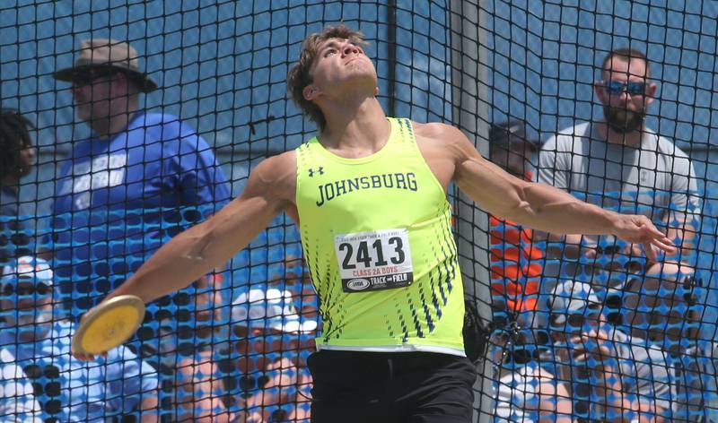 Johnsburg's Brett Centnarowicz throws discus during the IHSA Class 2A Boys Track & Field State Finals on Saturday, May 31, 2025 at Eastern Illinois University in Charleston.
