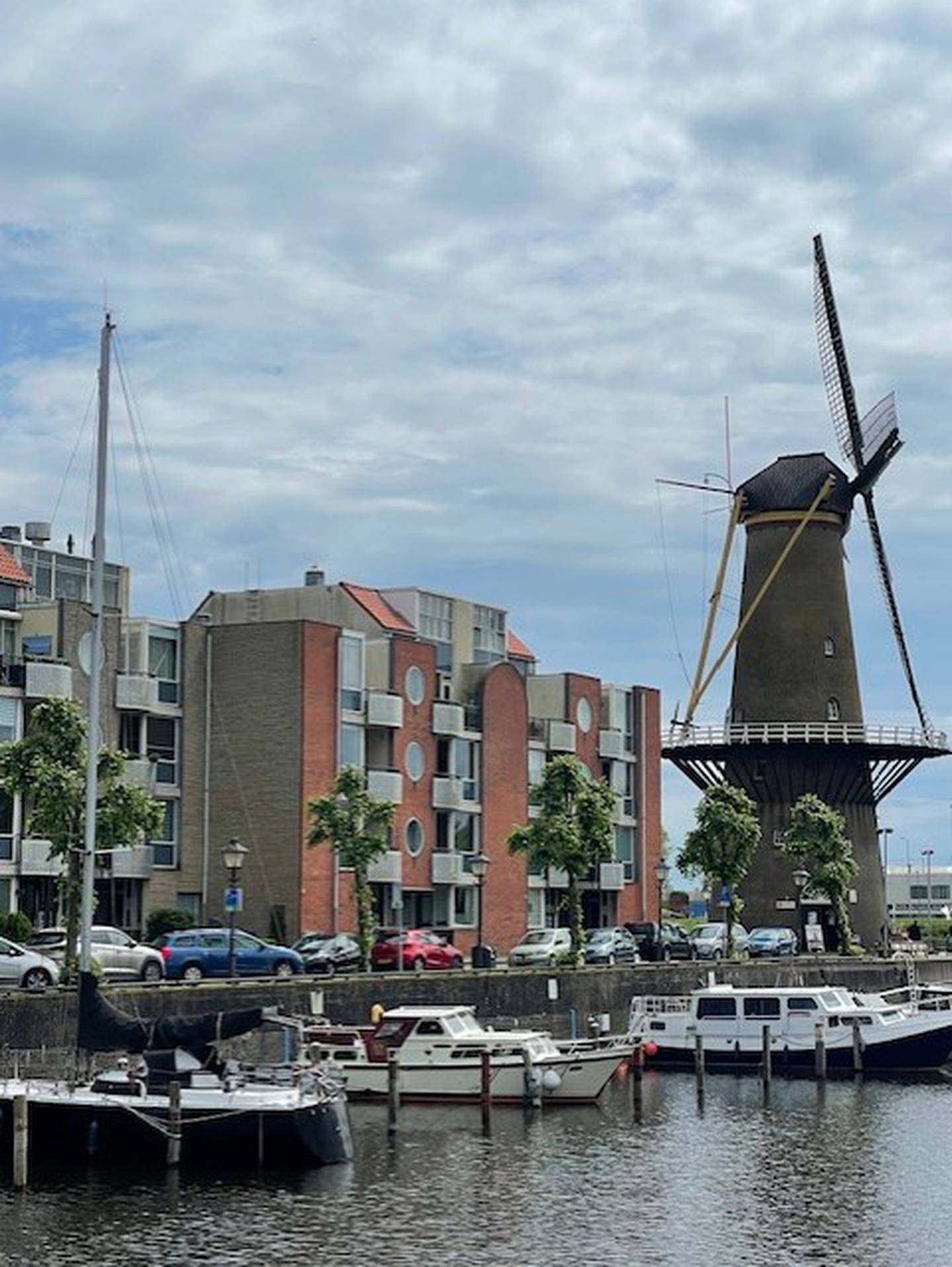 Traditional and modern mingle in Holland, where Rick Mangold enjoyed learning about the country’s college system and visiting a part of his own country’s past.