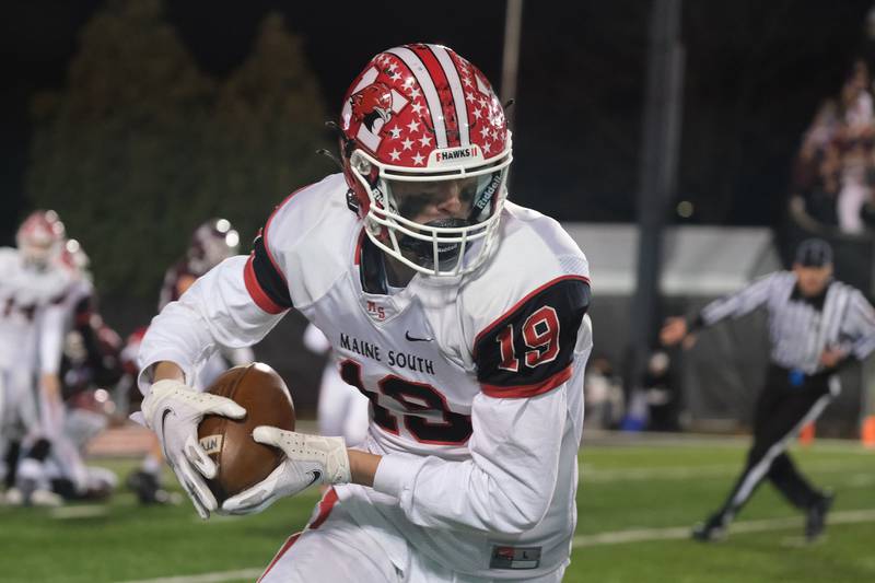 Maine Souths Ryan Pothast cuts upfield after a catch against Lockport in the Class 8A state championship at NIU Huskie Stadium. Saturday, Nov. 27, 2021 in Dekalb.