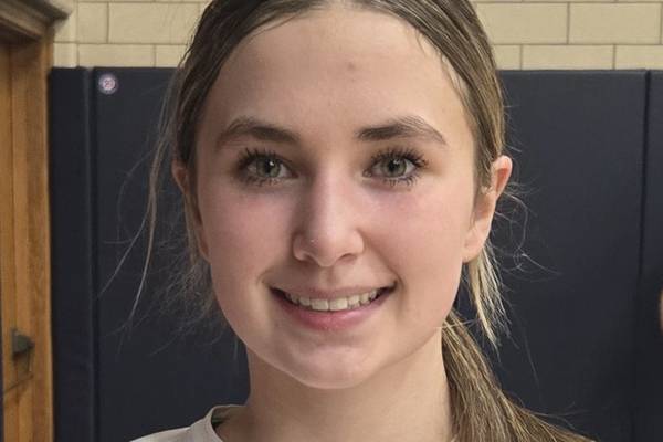 Marquette, Dwight pull off upsets, will meet for 1A Amboy Regional title: The Times Monday Roundup